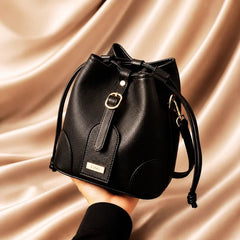 Scarlet Bucket Bag - Nurzaib